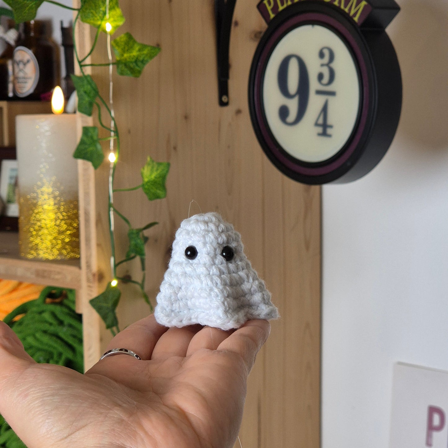Tiny ghosty