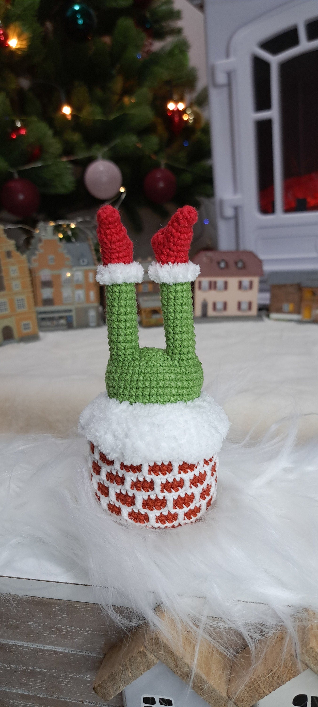 Santa and Grinch in Chimney Crochet Pattern Set 2 in 1