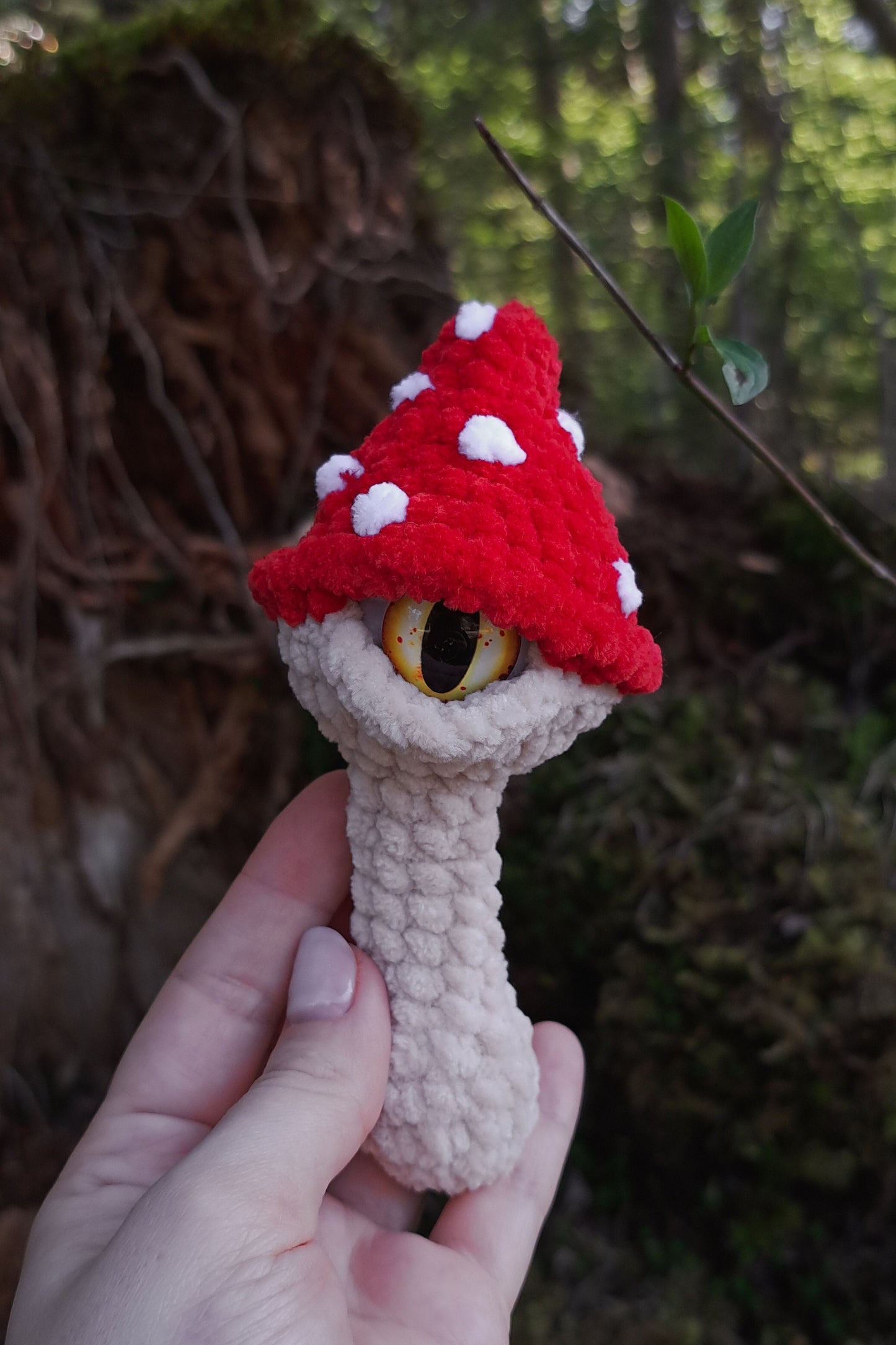 All-Seeing Mushroom No-sew Crochet Pattern