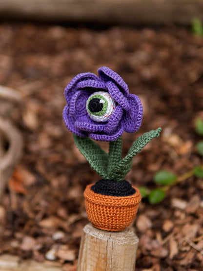 Eye Rose Pattern Crochet Flower