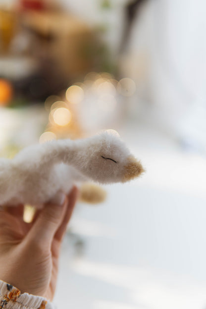 Sleepy Goose No-sew Crochet Pattern