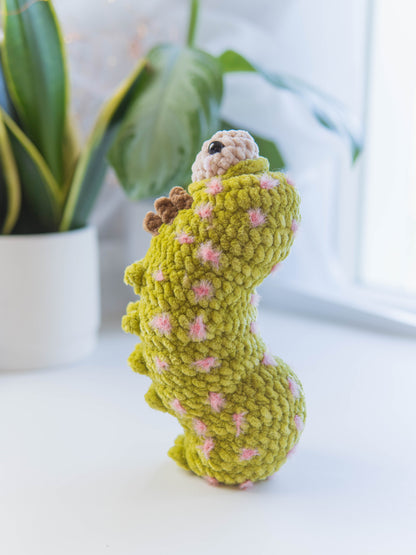Luna the Luna Moth Caterpillar No-Sew PDF Crochet Pattern