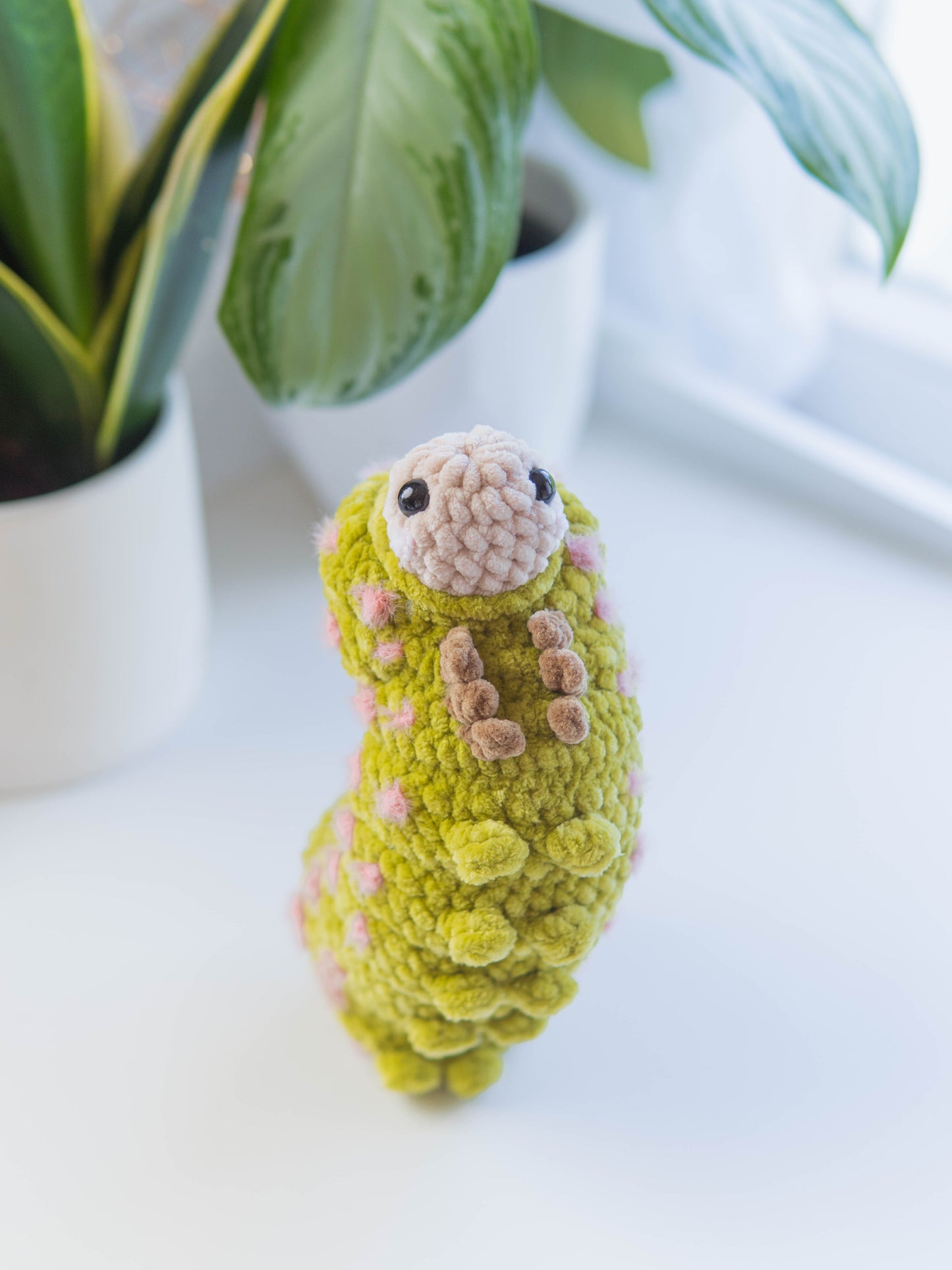 Luna the Luna Moth Caterpillar No-Sew PDF Crochet Pattern