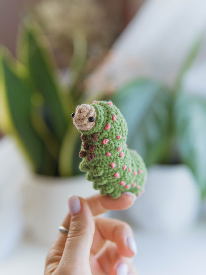 Luna the Luna Moth Caterpillar No-Sew PDF Crochet Pattern