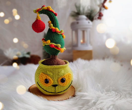 Grinch Christmas Tree in a Pot Crochet Pattern