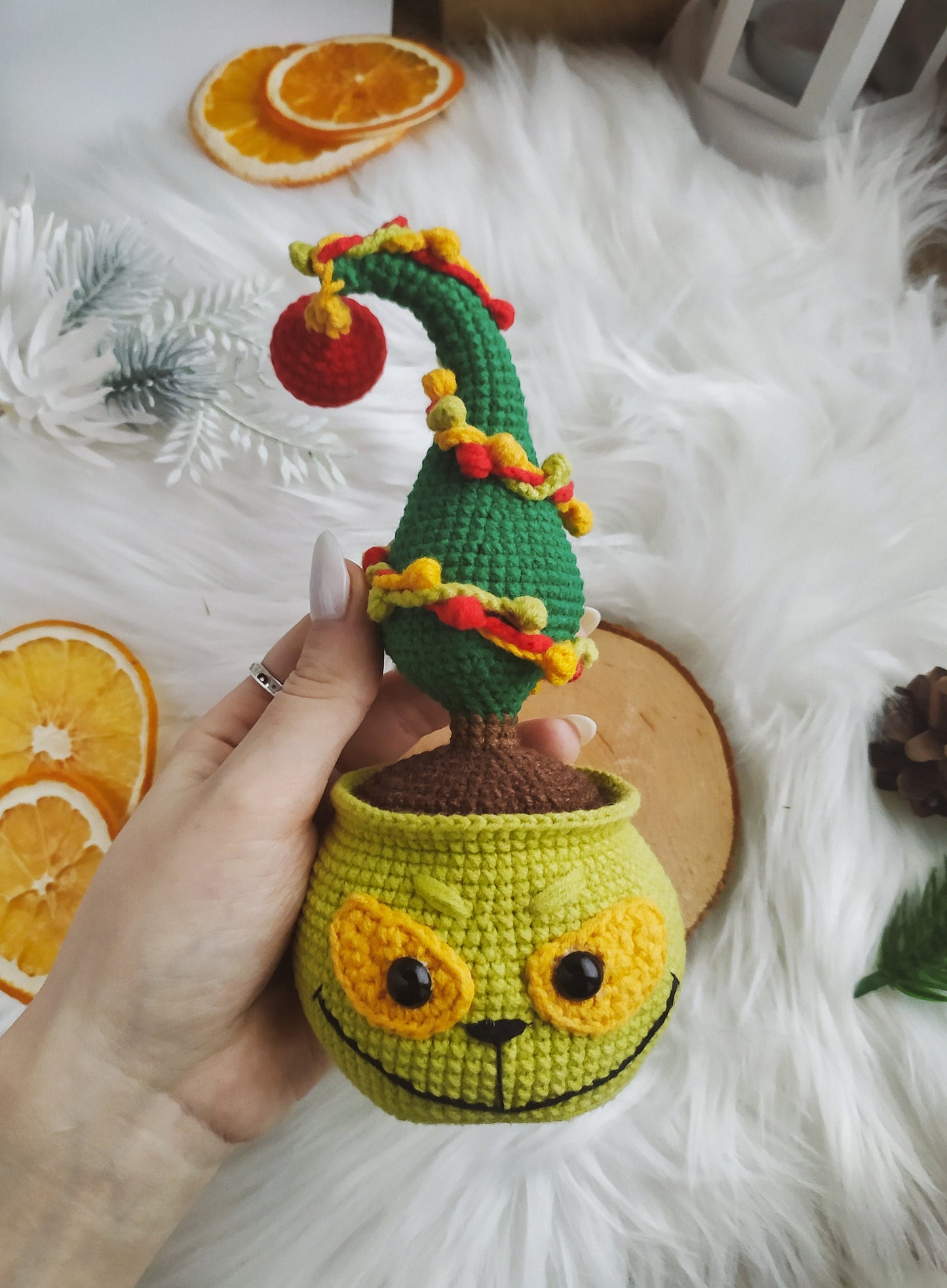 Grinch Christmas Tree in a Pot Crochet Pattern