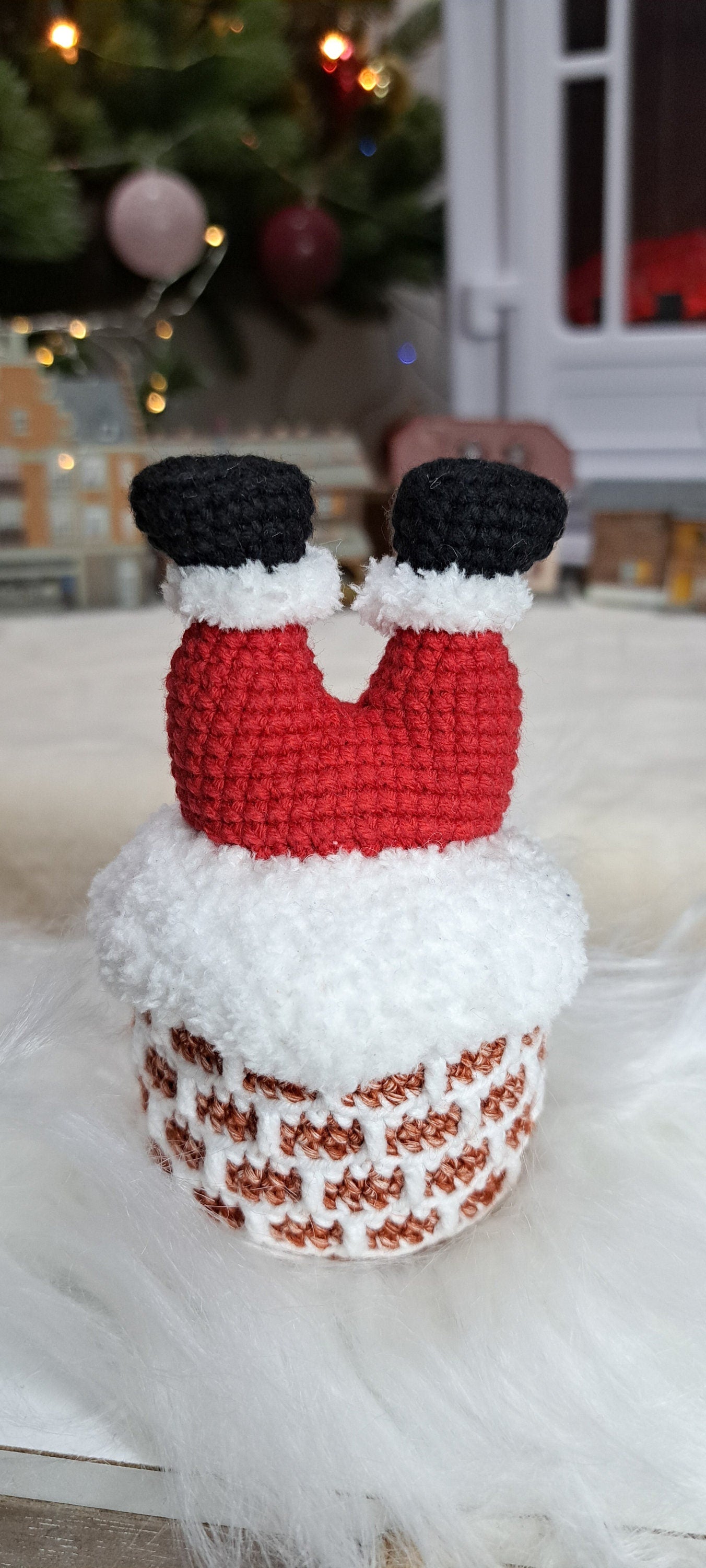 Santa and Grinch in Chimney Crochet Pattern Set 2 in 1