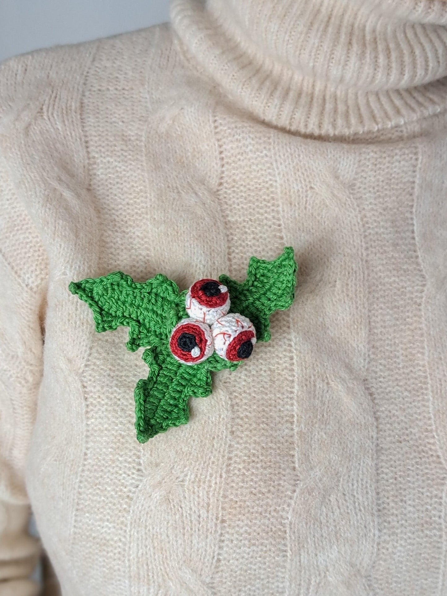 Christmas Holly Crochet Pattern