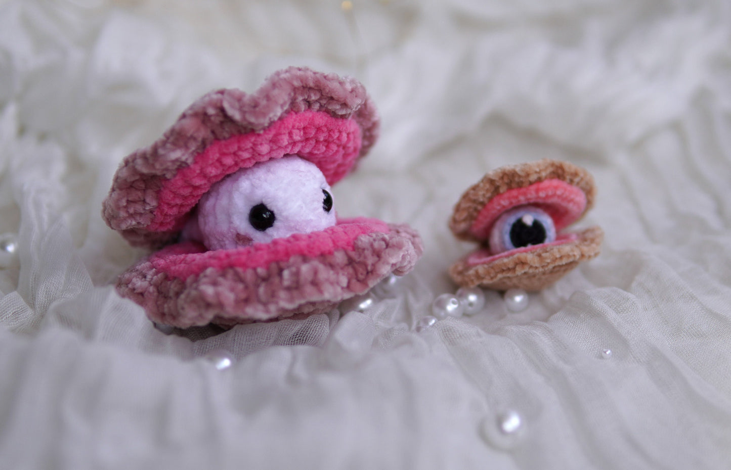 Plush Oyster No-Sew Crochet Pattern Set 2 in 1